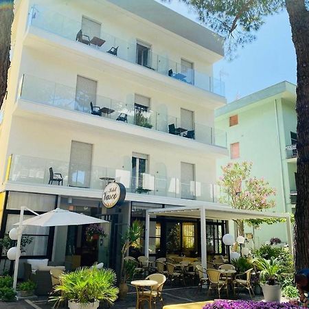Hotel Vasco Misano Adriatico Extérieur photo